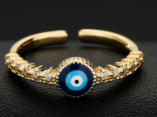 Solo Band Lucky Eye Ring